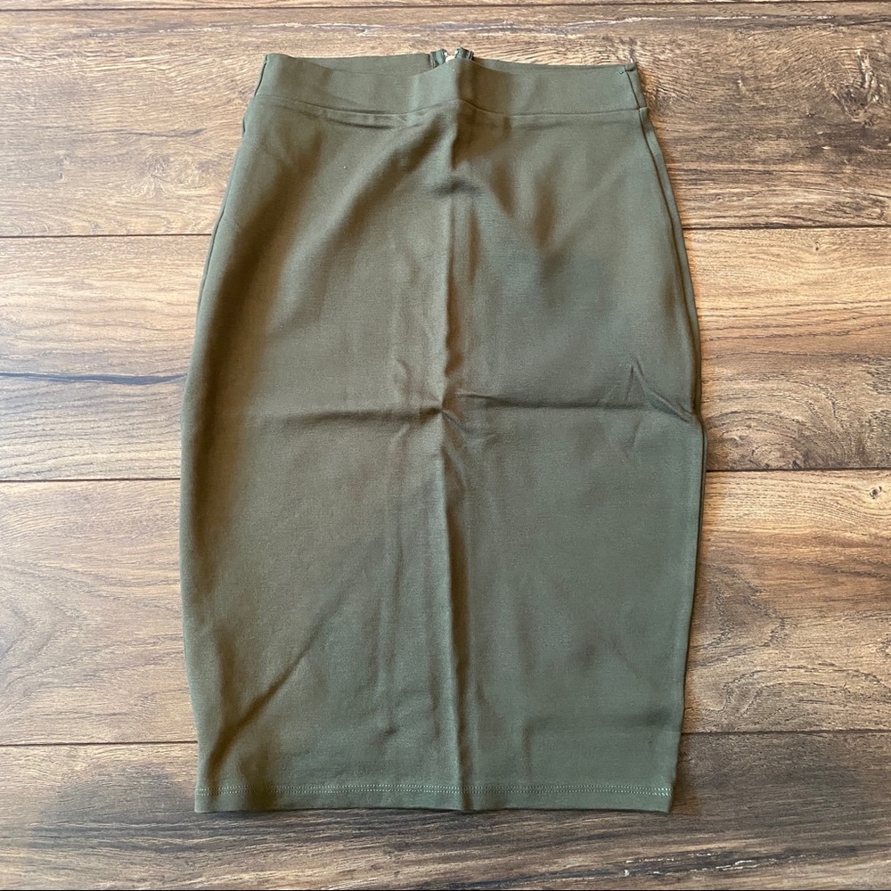 NWOT! Mystique Boutique: Olive Skirt